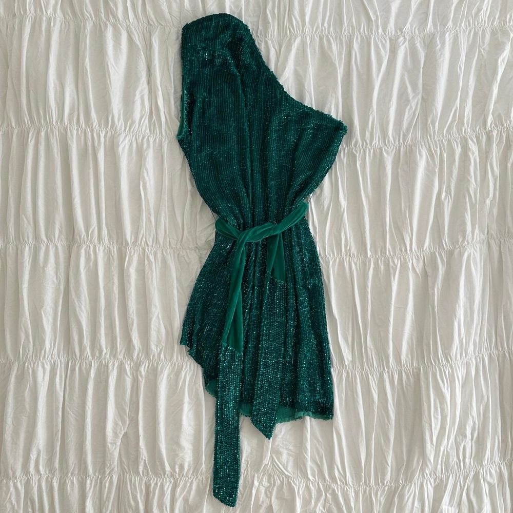 Retrofete One Shoulder Asymmetrical Sequin Ella Dress Emerald Green